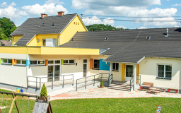 14.11.2025 Laternenfest des Kindergartens Tauka, ESV-Halle Tauka