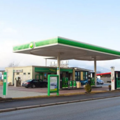 BP Tankstelle   Würstl-Pub 