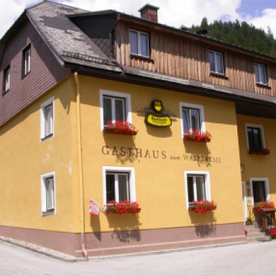 Gasthaus zum Wasserfall