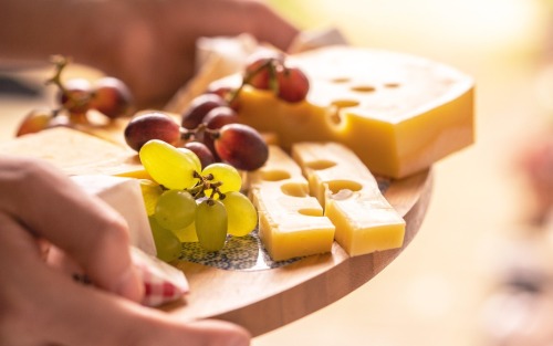 Weinverkostung - Wein und Käse