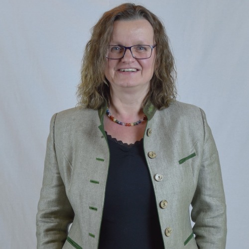 Elisabeth Knapp Elisabeth Knapp