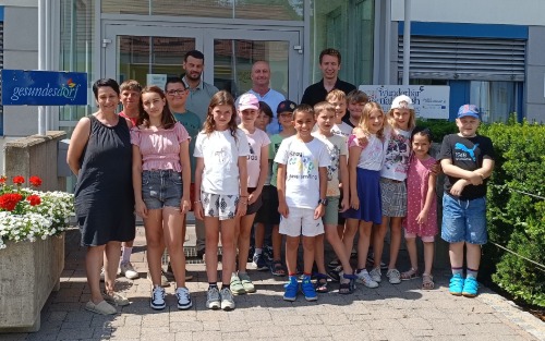 Volksschule besuchte das Gemeindeamt