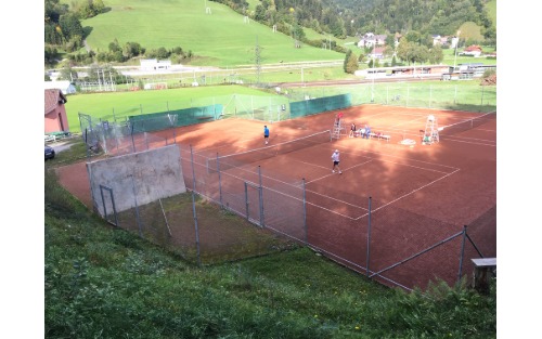 Tennissaisonkarten 2025 - Ab sofort im Gemeindeamt erhältlich!