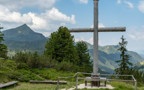 Achtsamkeitswanderung zum Natur.Kraft.Platz Neues Plannerkreuz