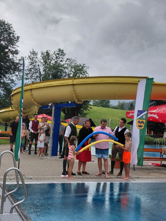Alpenbad wiedereröffnet
