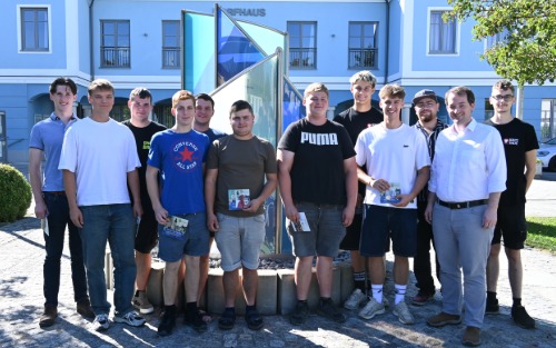 Stellungspflichtige zu Besuch beim Bürgermeister