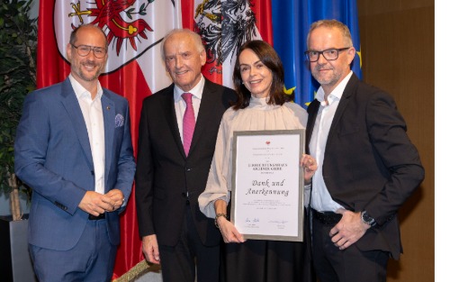 Heinfelser Betrieb für 60-jähriges Bestehen geehrt Heinfelser Betrieb für 60-jähriges Bestehen geehrt