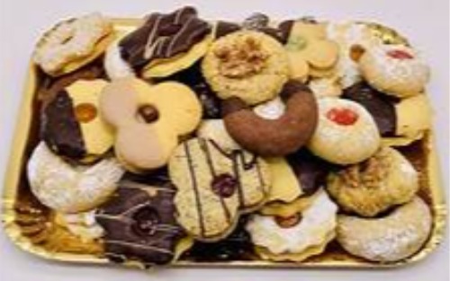 30.11.2025 Keksverkauf des Elternvereins Niederwölz, Pfarrkirche