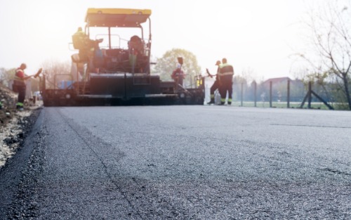 Asphaltierungsarbeiten in der Grazer Straße befinden sich in der Endphase