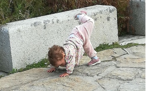 04.12.2025 Yoga für alle / Yoga za sve, Volksschule Weiden bei Rechnitz