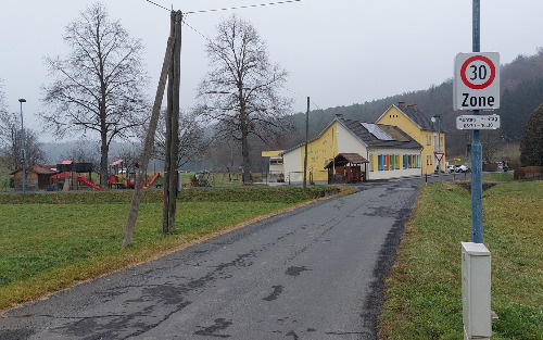 Neue 30-km/h-Zone rund um den Kindergarten Tauka