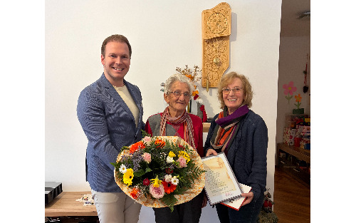 90. Geburtstag von Maria Halb