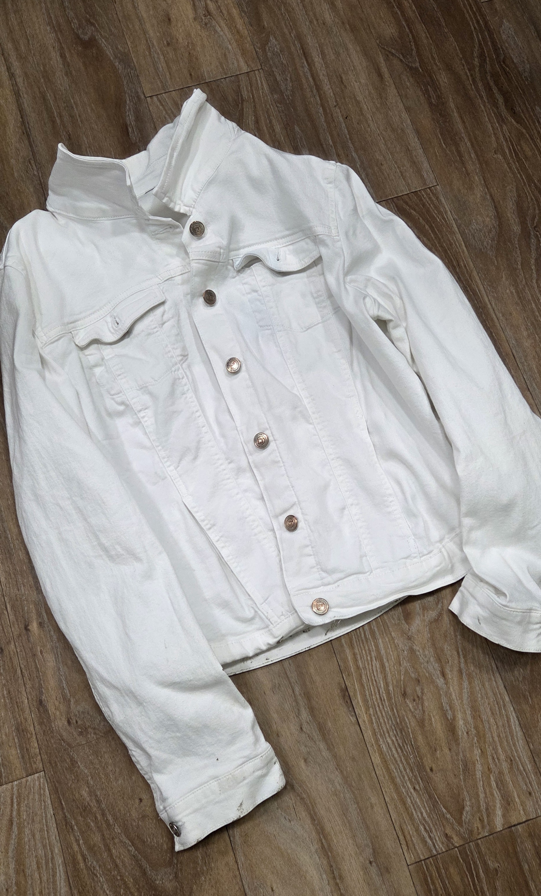 Fundgegenstand weiße Jeansjacke