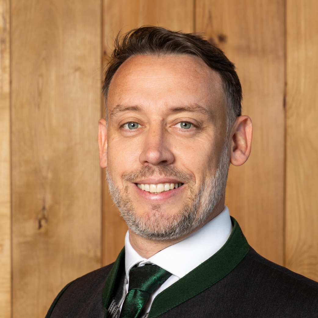 DI Manfred Spari BSc