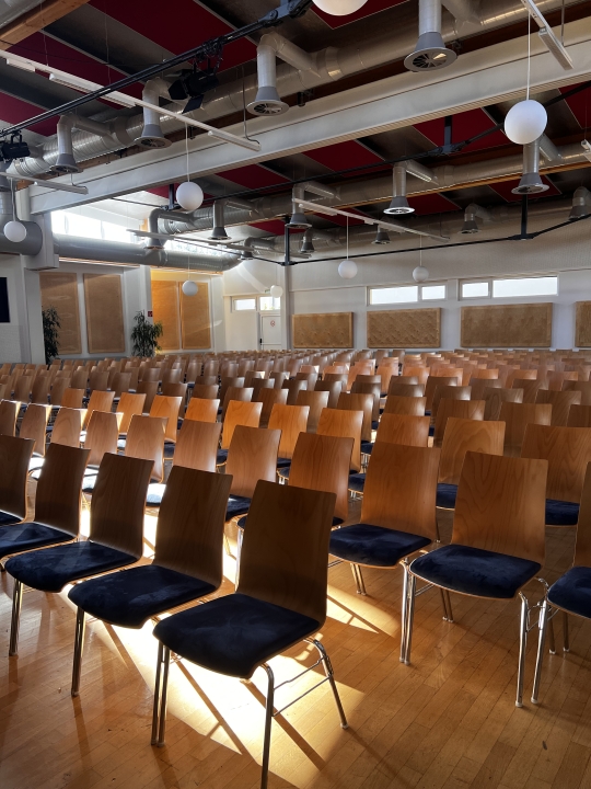 Bestuhlung Saal