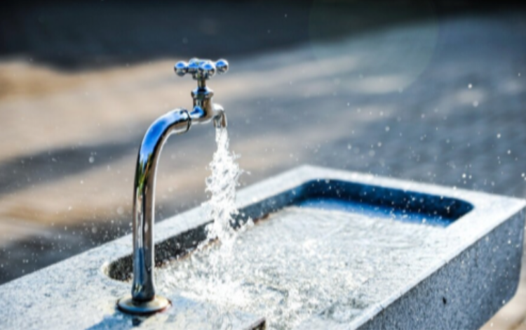 Wasserrohrbruch in Tauka behoben