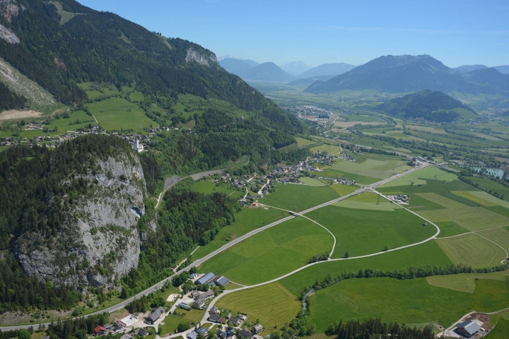 Stainach-Pürgg - Ansicht Untergrimming, Pürgg und Unterburg
