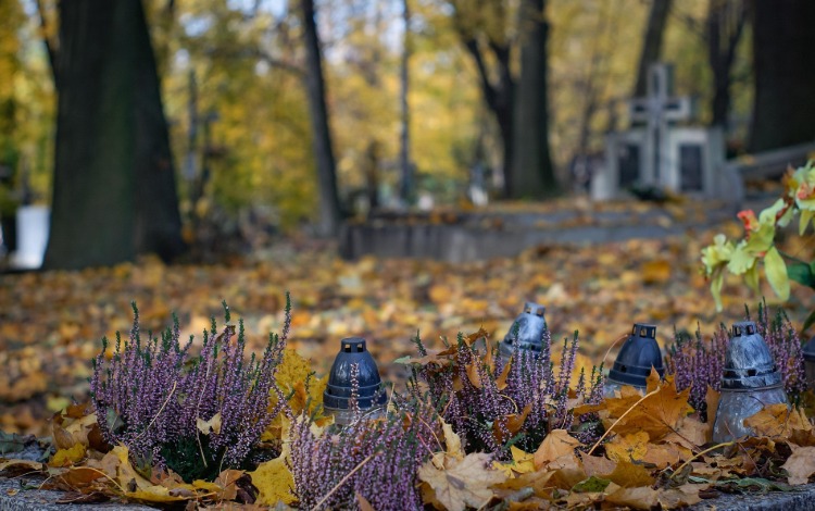 Totengedenken mit Friedhofsgang