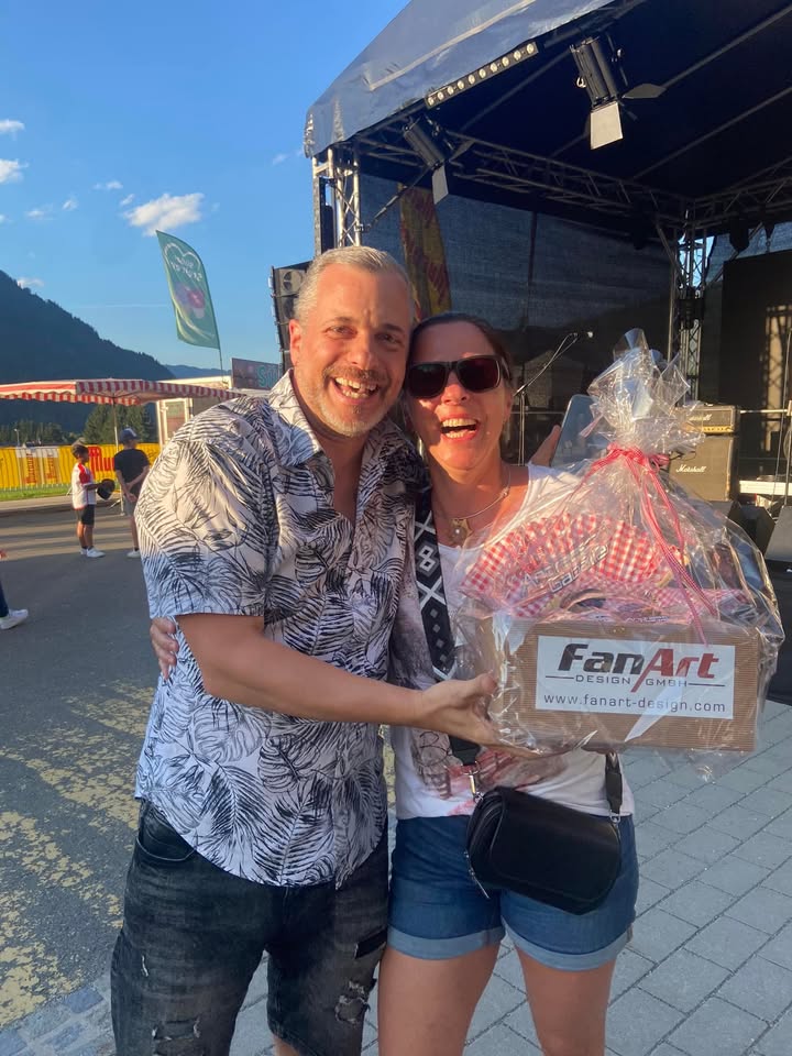 🔥Bei unserem diesjährigen FamilyDay 😁durften wir ein „Andreas Gabalier Fan-Package“🎁 inkl. 2 Konzertkarten ➡️gesponsert…