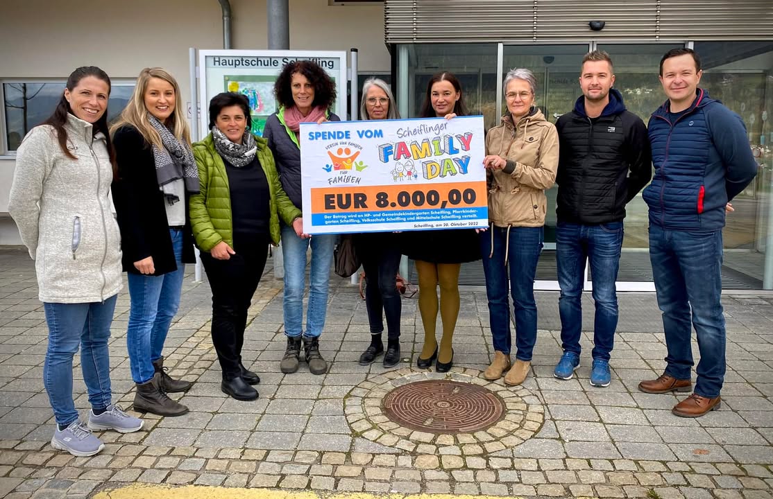 Liebe Freunde unseres Vereins „VonFamilienFürFamilien“! Wir hatten heute die große Ehre unsere Spende von € 8.000,00 vo…