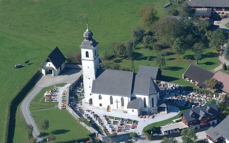 Rorate in der Kirche Niederhofen, anschließend Frühstück im Pfarrsaal