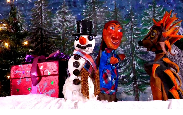 Kasperl im Weihnachtswald