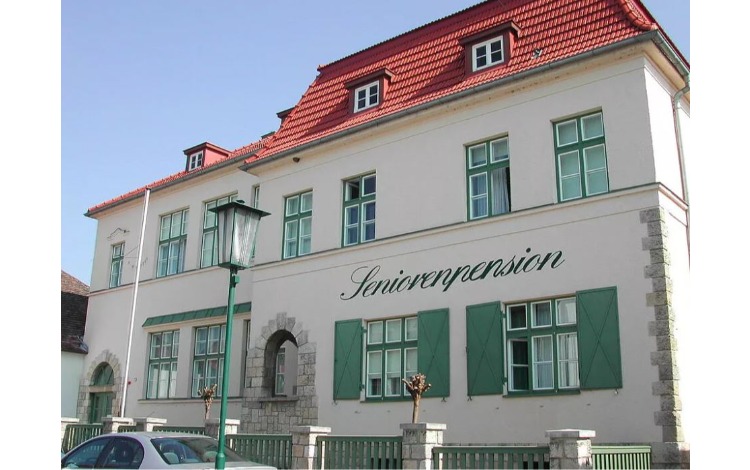 Kunstausstellung der Bewohner der Seniorenpension Purbach
