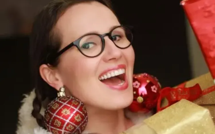 Advent Dinner Show mit Betty O